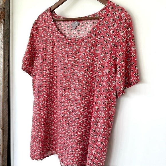 J. Jill top with crew neckline and short sleeves, loose fitting - Picture 4 of 11